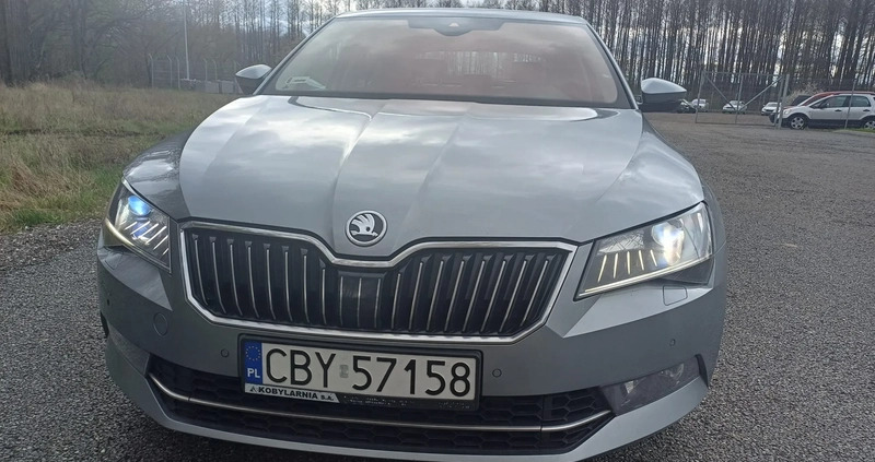 Skoda Superb cena 52900 przebieg: 366200, rok produkcji 2016 z Maków Podhalański małe 154